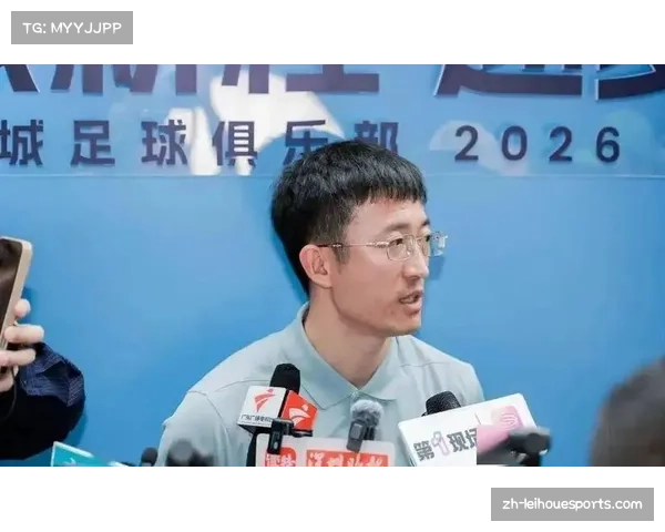 新鹏城张昱杰去年六月受伤至今未归 姜至鹏停赛进一步削弱防线选择